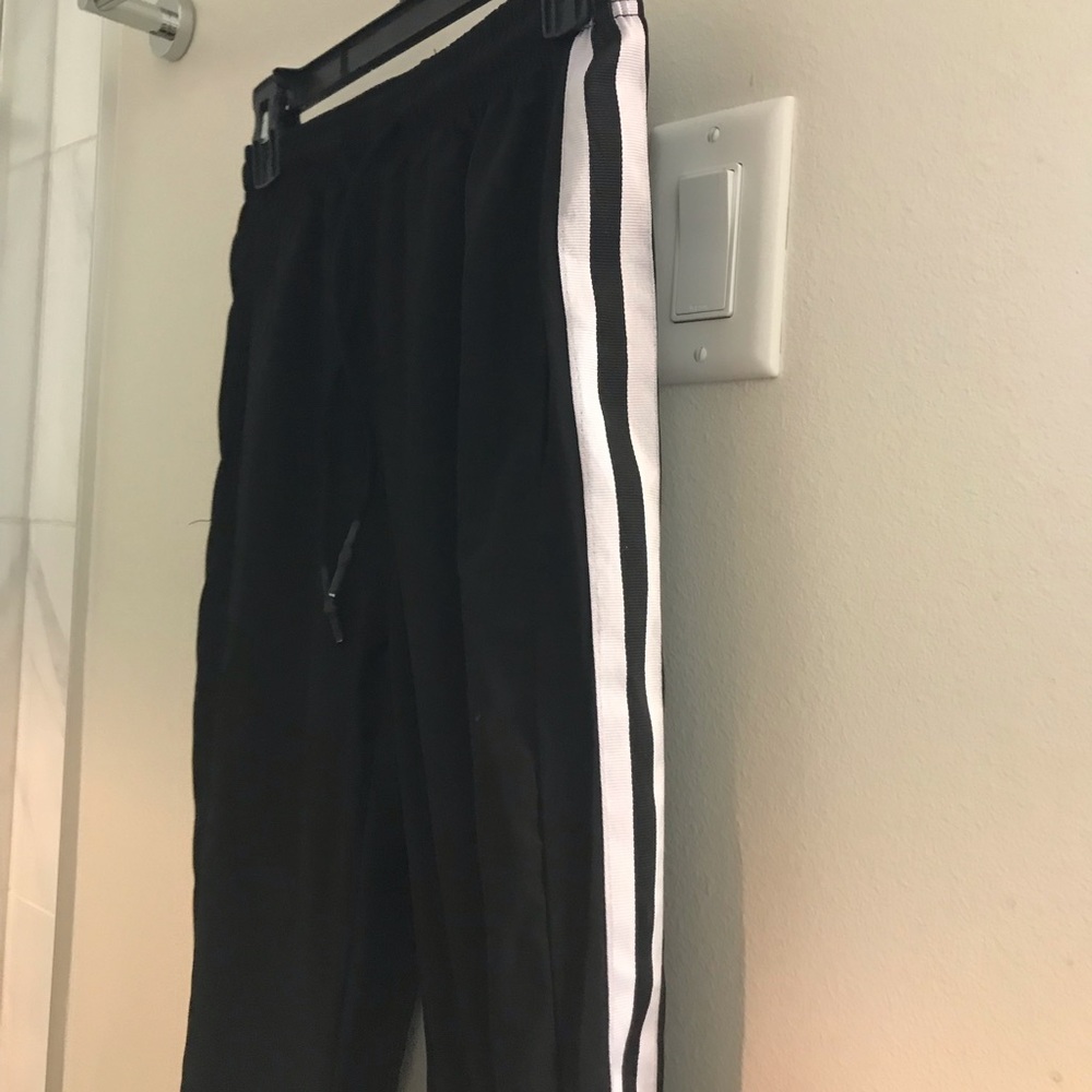 Sweatpants - Picture 2 of 4